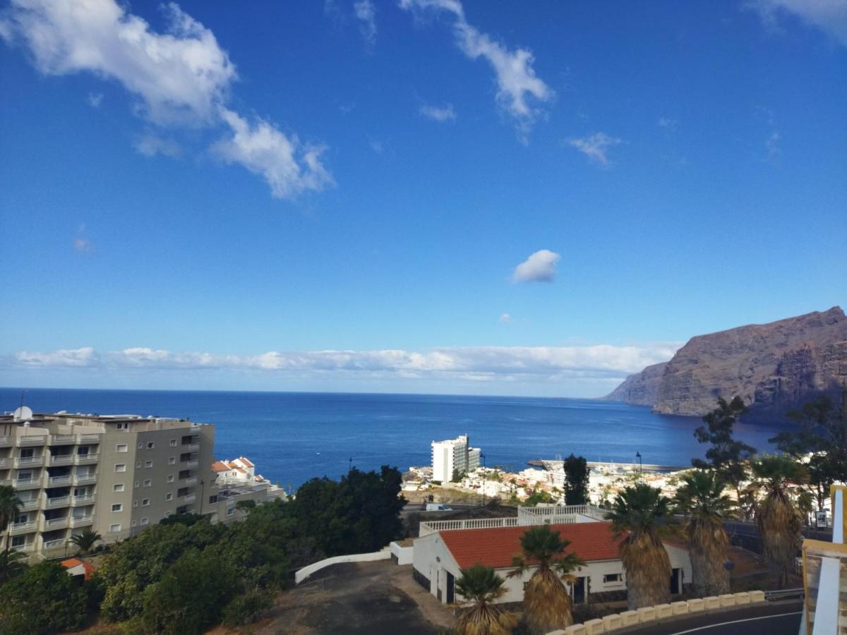 Luxury Apartment With Stunning Ocean View Puerto de Santiago  Exterior photo