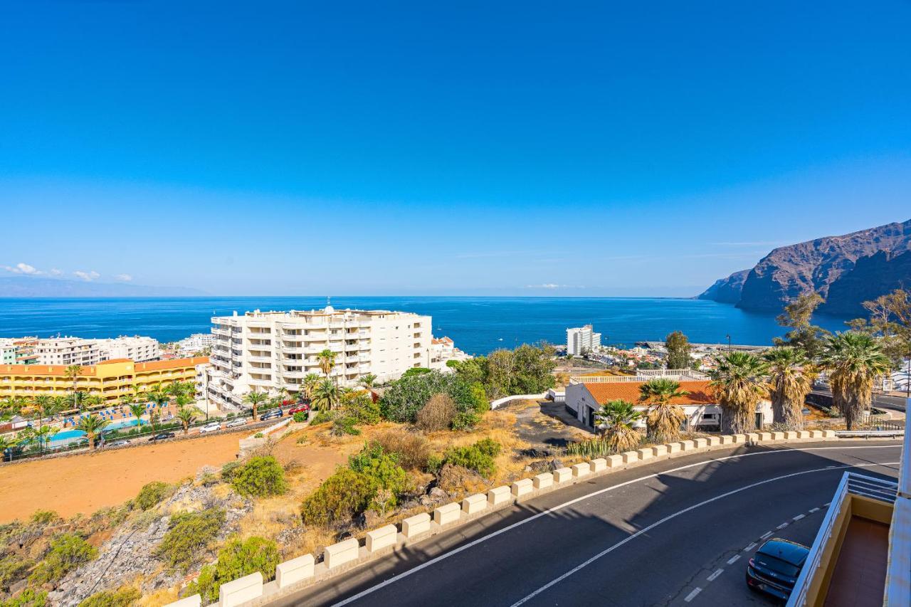 Luxury Apartment With Stunning Ocean View Puerto de Santiago  Exterior photo