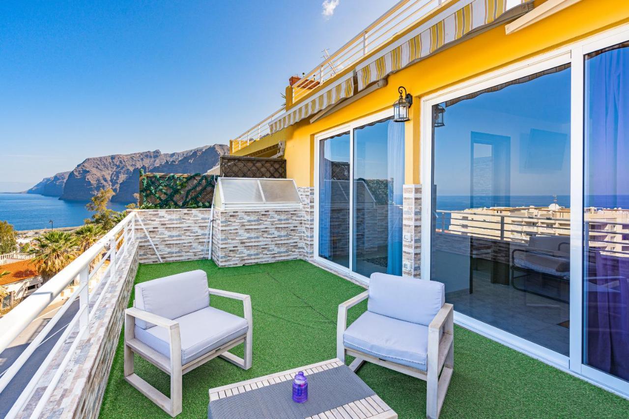Luxury Apartment With Stunning Ocean View Puerto de Santiago  Exterior photo